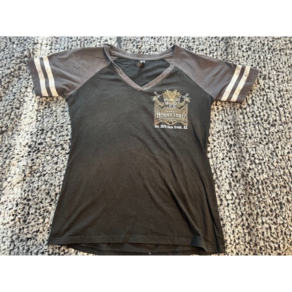 Women's‎ Horny Toad Baseball V Neck T Shirt Size M